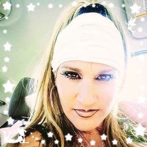 Meet your Posher, Brandy